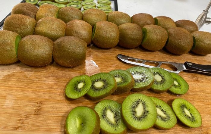 Slice the Kiwi