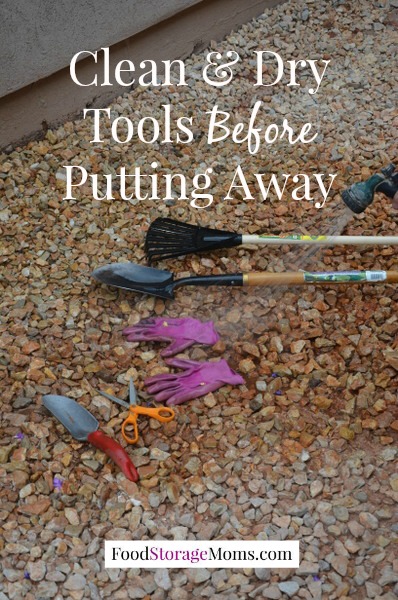 How To Prepare Your Garden so you are ready for planting next Spring by FoodStorageMoms.com