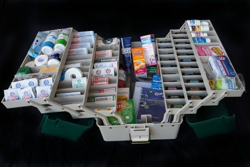 Use plastic tackle boxes to organize your first aid kit.