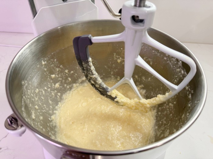 Raisin Filled Cookies Cream Ingredients