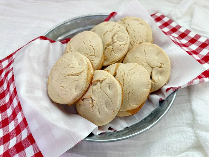 Raisin Filled Cookies Ready To Eat