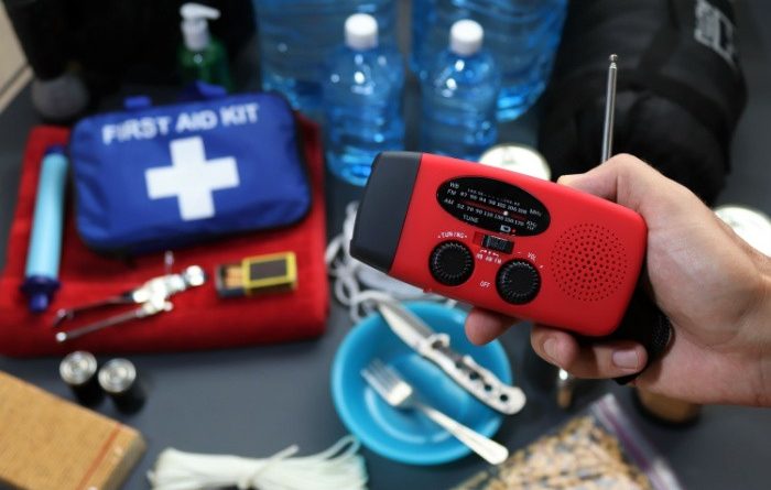 How To Make Your Own Emergency Car Kit