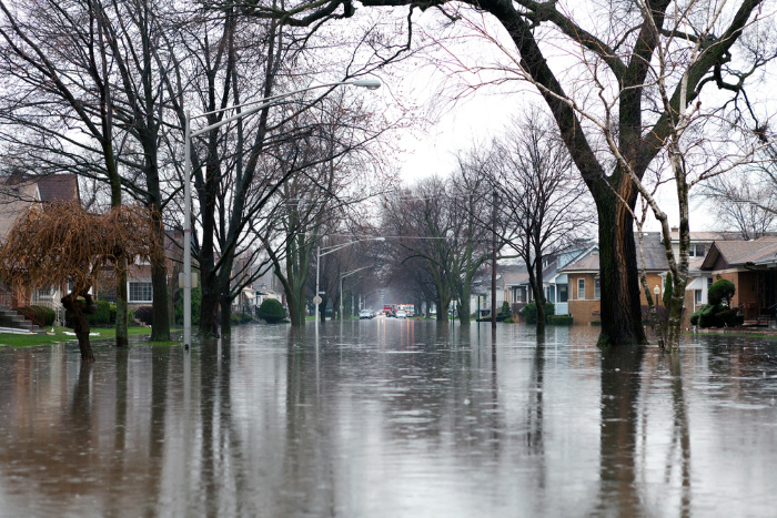 How to Keep Your Food Safe in the Midst of Disasters