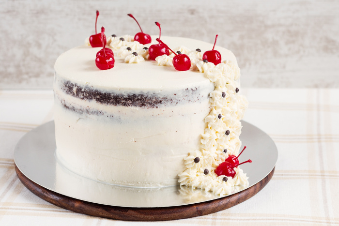 20 Stunning Christmas Layer Cakes