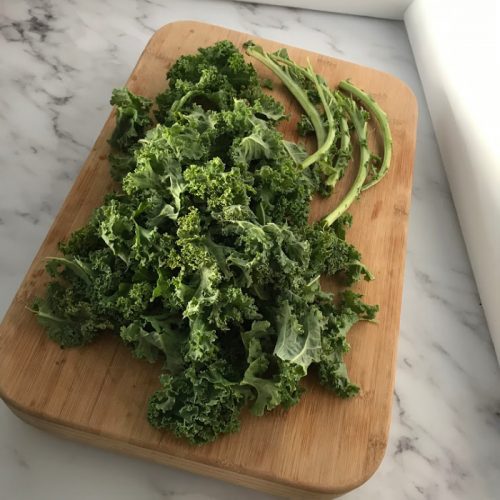 How To Dehydrate Kale and Make Kale Chips Food Storage Moms