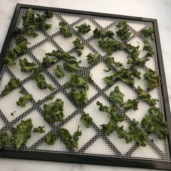 How To Dehydrate Kale and Make Kale Chips