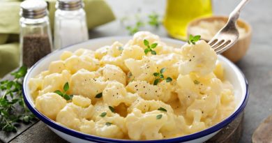 Easy Cheesy Cauliflower Casserole Recipe