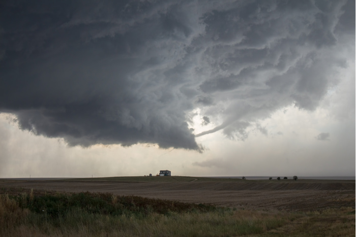 Tornado Watch vs Tornado Warning - Food Storage Moms