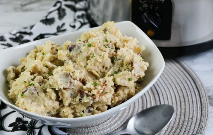 The Best Slow Cooker Garlic Mashed Potatoes