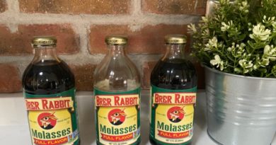 Molasses: Everything You Need to Know
