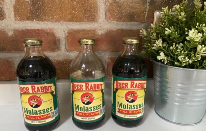 Molasses: Everything You Need to Know