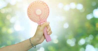 10 Ways to Stay Cool Without Electricity