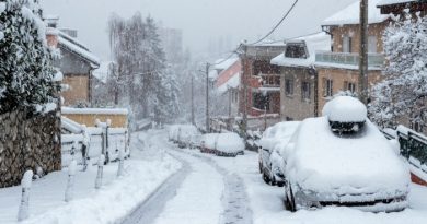 9 Ways to Stay Warm Without Electricity