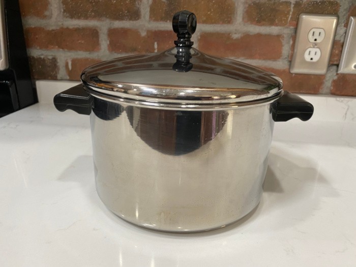 4-Quart Saucepan