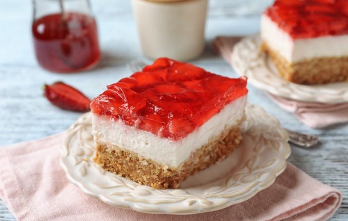 Strawberry Pretzel Salad Recipe