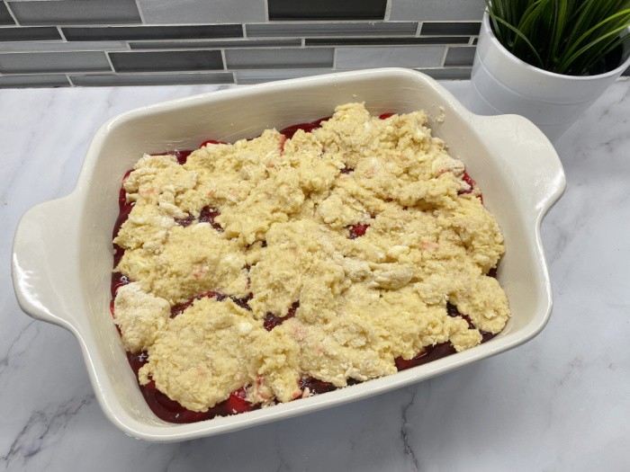 Easy Cherry Cobbler