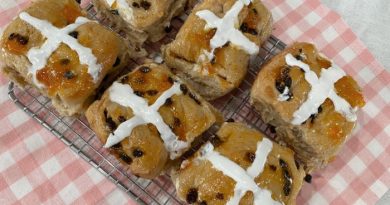 Hot Cross Buns