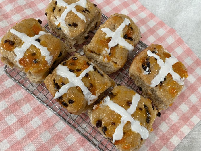 Hot Cross Buns