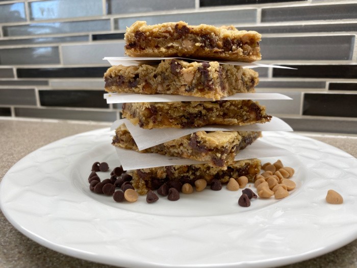 Oatmeal Chocolate Peanut Butter Bars