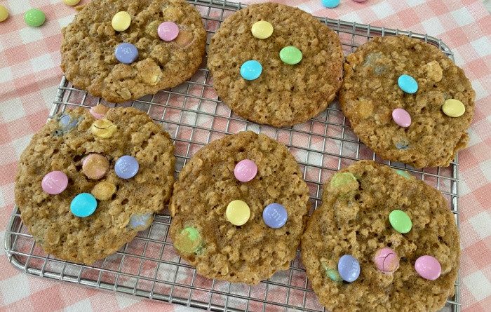 Soft Oatmeal Cookies