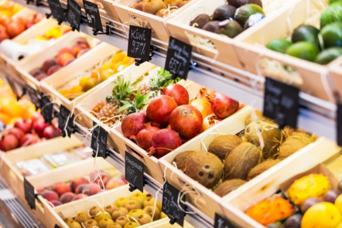 The 6 Best And 6 Worst Grocery Stores To Buy Produce From