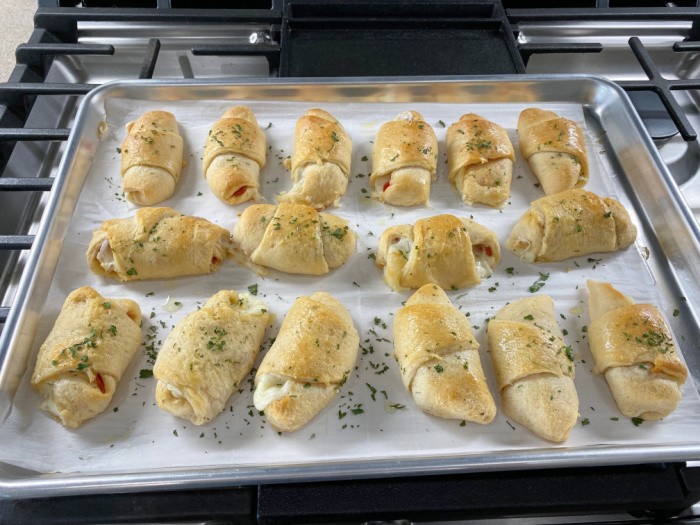 Easy-To-Make Mini Pizza Roll-Ups