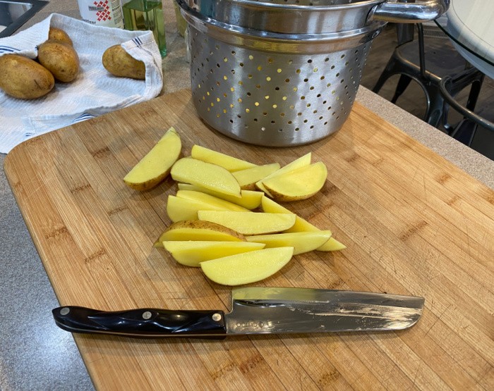 Cut The Potatoes