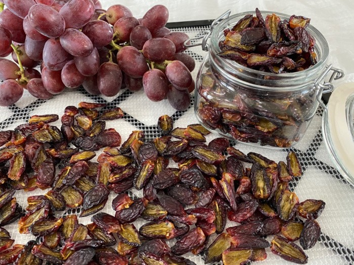 How To Dehydrate Grapes