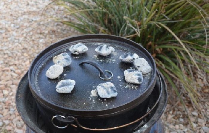 Dutch Oven On Stand