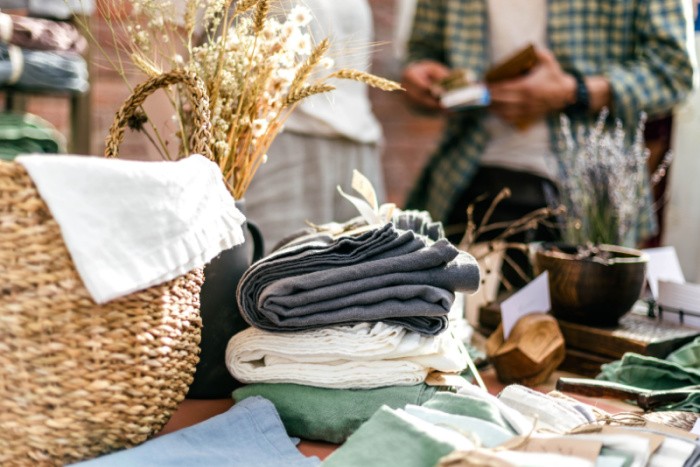 10 Survival Items to Hunt For at Flea Markets