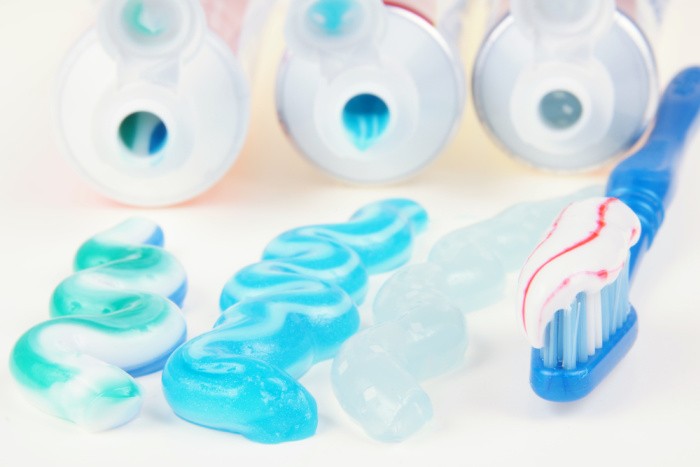 How to Use Toothpaste Around the Home