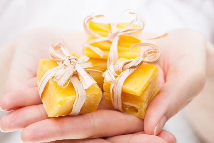 20 Ways to Use Beeswax for Prepping
