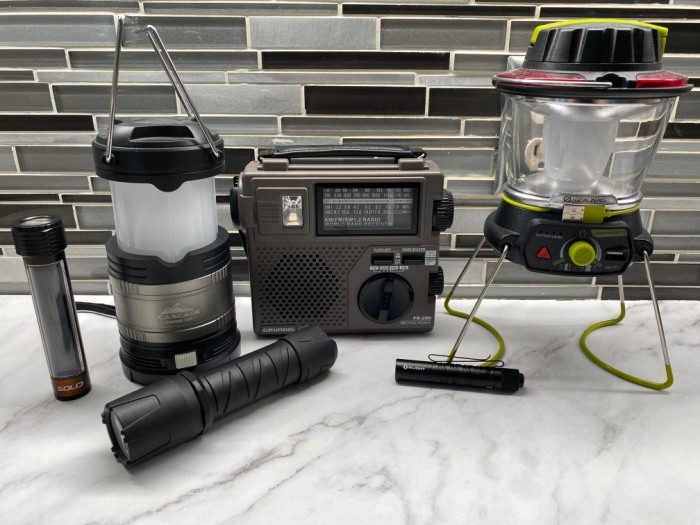 Radios Flashlights And Lanterns