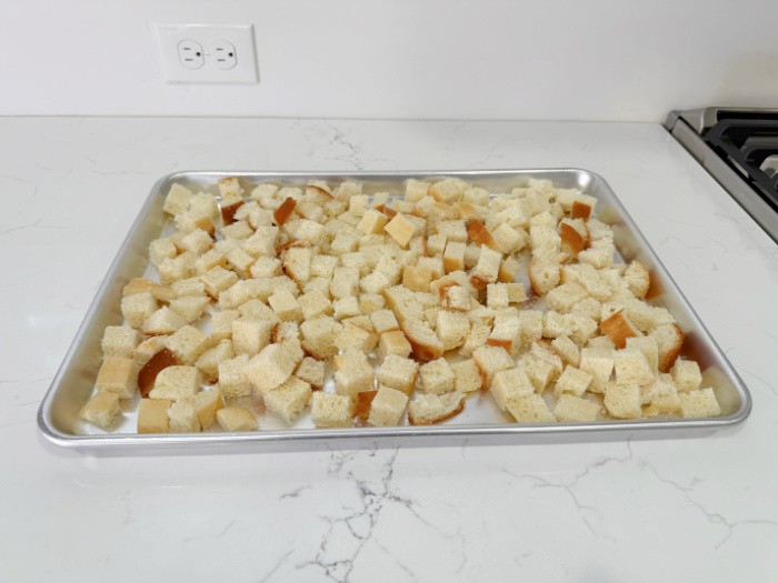 Bread Cubes Cut