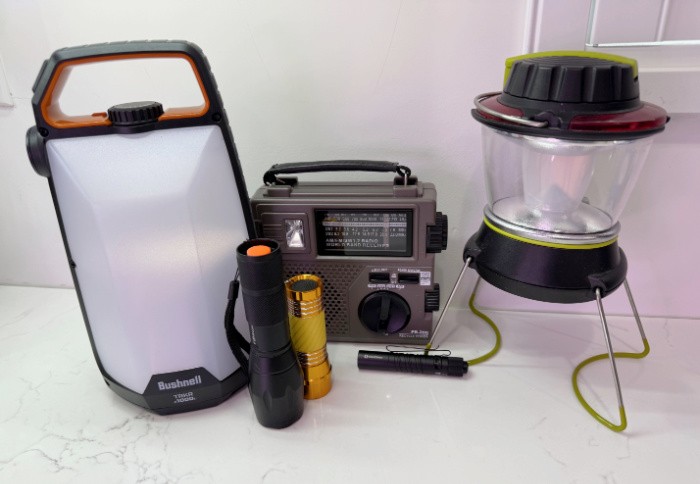 Radio Lanterns Flashlights