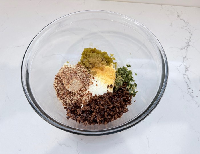 Cream Cheese Onion, Pecans and Garlic Powder