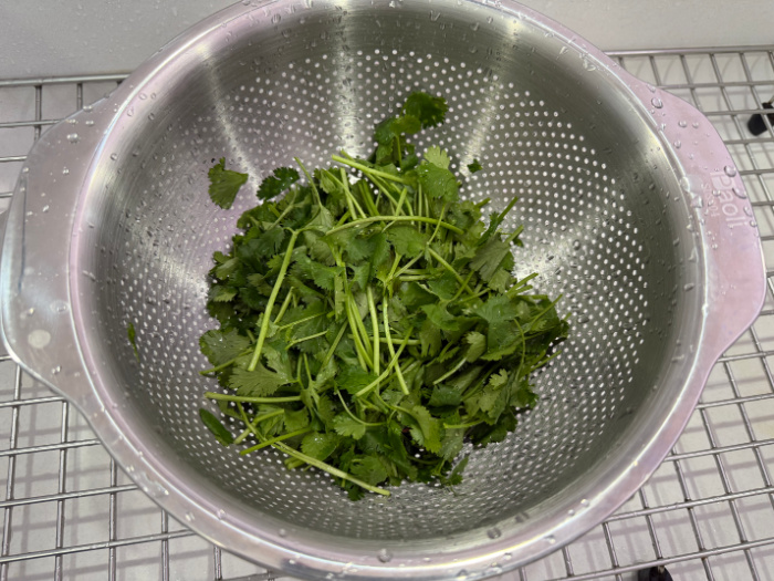 Cilantro Wash And Drain